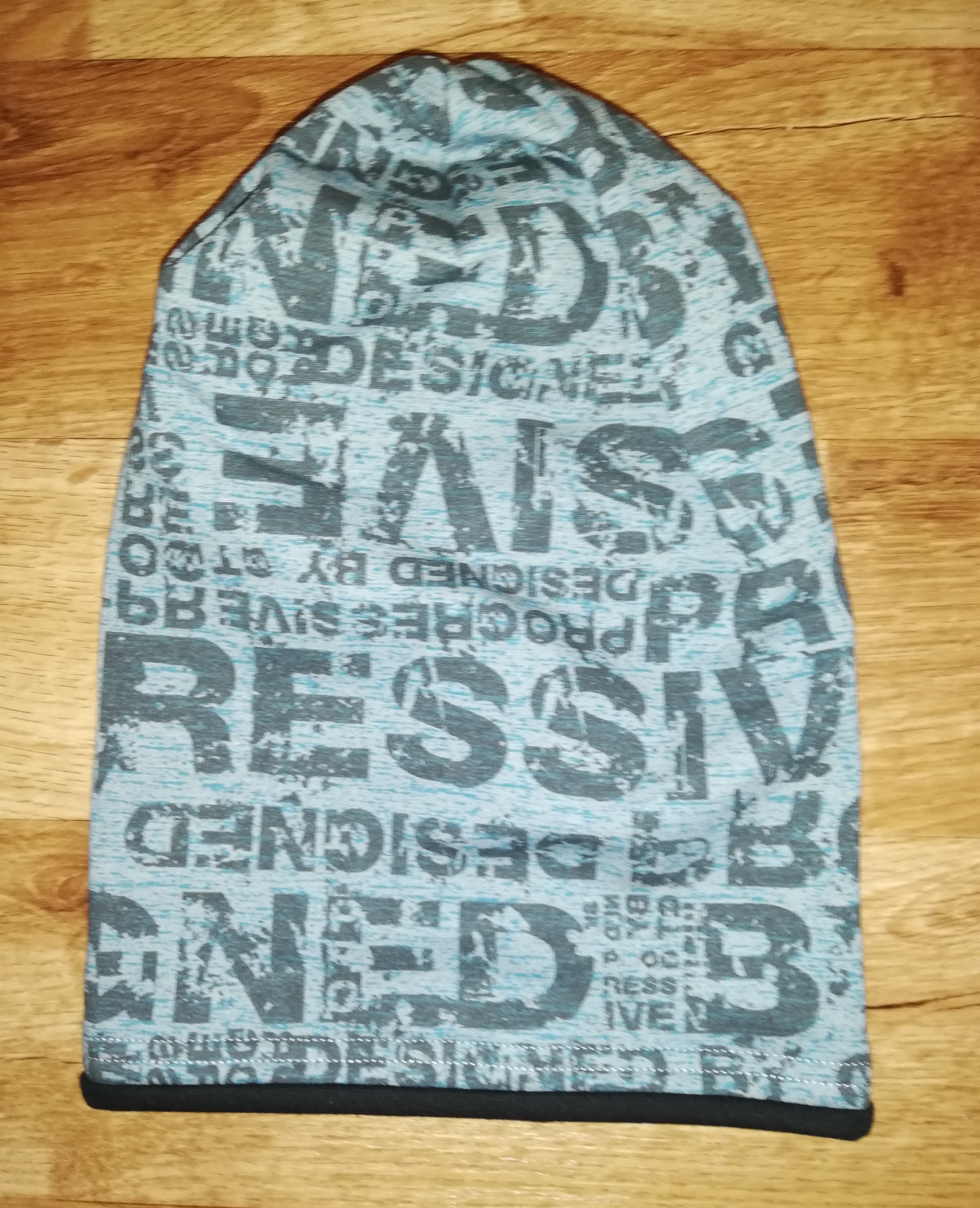 Dětská zimní čepice vel. XXL (55 cm +) - Trpasličí šedá s nápisy Yetty