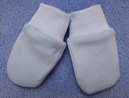 Kojenecké rukavičky bavlna vel. 56 - modré (Esito)